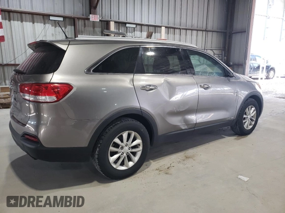 2017 Kia Sorento LX with VIN 5XYPGDA59HG187515, listed as a Copart auction lot 59891955 with 139,565 mi miles and Salvage title. Bid and sale history available at DreamBid. Image 3.