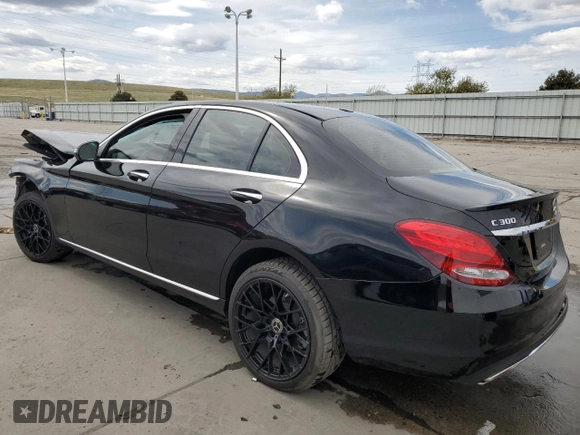 2018 Mercedes-Benz C 300 z VIN 55SWF4KB6JU260919, wystawiony jako Copart lot #52407265 z przebiegiem 67 613 mil mil oraz Szkoda całkowita • Salvage title. Historia ofert i sprzedaży dostępna na DreamBid. Obrazek 2.