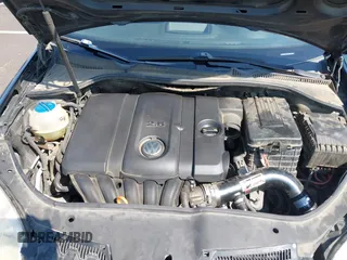 2008 Volkswagen Jetta SE with VIN 3VWRM71K68M057667, listed as a IAAI auction lot 42579020 with 199,732 mi miles and . Bid and sale history available at DreamBid. Image 10.