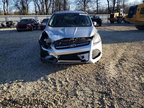 2013 Ford Escape SE with VIN 1FMCU9G98DUA13874, listed as a Copart auction lot 49039595 with 169,686 mi miles and Salvage Title. Bid and sale history available at DreamBid. Image 11.