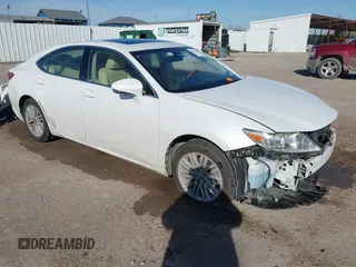 2013 Lexus ES 4dr Sdn with VIN JTHBK1GG0D2080128, listed as a IAAI auction lot 41780961 with 94,410 mi miles. Bid and sale history available at carsss.com. Image 1.