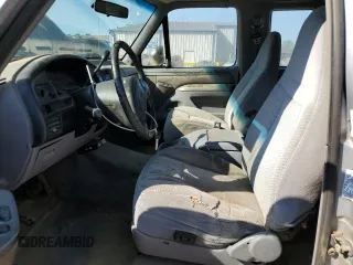 1995 Ford F-250 with VIN 1FTHX25F8SKC12692, listed as a Copart auction lot 74047124 with 391,327 mi miles and Salvage Title. Bid and sale history available at carsss.com. Image 7.