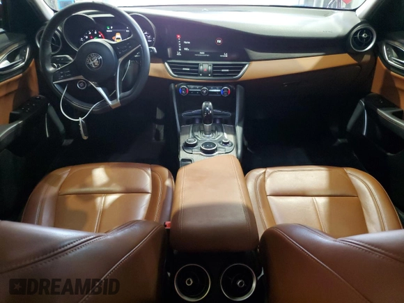2019 Alfa Romeo Giulia Ti с VIN ZARFANBN8K7611701, выставлен на аукционе Copart как лот 65389955 с пробегом 49 584 миль миль и Списание • Salvage title. История ставок и продаж доступна на DreamBid. Изображение 8.