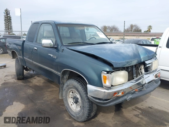 1996 Toyota T100 SR5 z VIN JT4UN24D7T0029477, wystawiony jako IAAI lot #41484412 z przebiegiem 260 843 mil mil oraz . Historia ofert i sprzedaży dostępna na DreamBid. Obrazek 1.