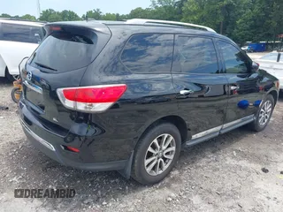 2013 Nissan Pathfinder S with VIN 5N1AR2MN3DC654549, listed as a IAAI auction lot 42601850 with 160,936 mi miles and . Bid and sale history available at DreamBid. Image 4.