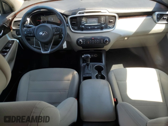 2017 Kia Sorento LX with VIN 5XYPGDA50HG208851, listed as a Copart auction lot 57949905 with 143,863 mi miles and Clean title. Bid and sale history available at DreamBid. Image 8.