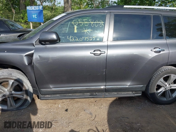 2011 Toyota Highlander Limited with VIN 5TDDK3EH7BS055802, listed as a IAAI auction lot 42207525 with 146,827 mi miles and . Bid and sale history available at DreamBid. Image 14.