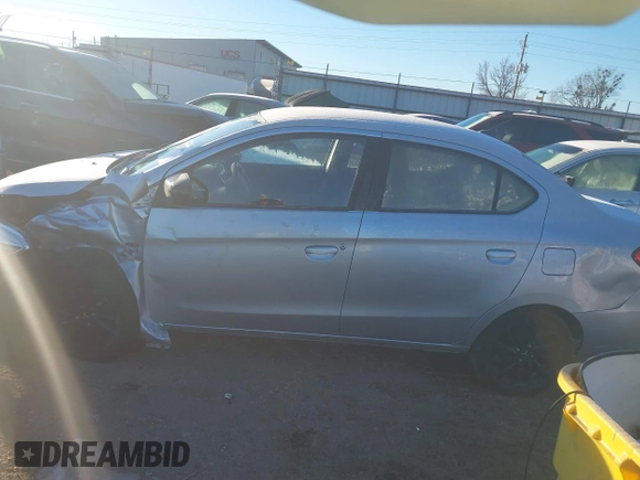 2020 Mitsubishi Mirage SE z VIN ML32F4FJ1LHF11923, wystawiony jako IAAI lot #41311166 z przebiegiem 84 367 mil mil oraz . Historia ofert i sprzedaży dostępna na DreamBid. Obrazek 14.