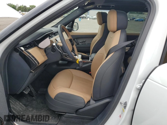 2024 Land Rover Range Rover Sport Dynamic SE with VIN SAL1L9FU3RA178480, listed as a Copart auction lot 63437934 with 4,583 mi miles and Salvage Title. Bid and sale history available at DreamBid. Image 7.