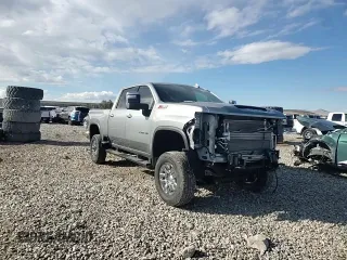 2024 Chevrolet Silverado 3500HD LTZ with VIN 2GC4YUEY0R1220465, listed as a Copart auction lot 78517494 with 10,507 mi miles and Salvage Title. Bid and sale history available at carsss.com. Image 14.