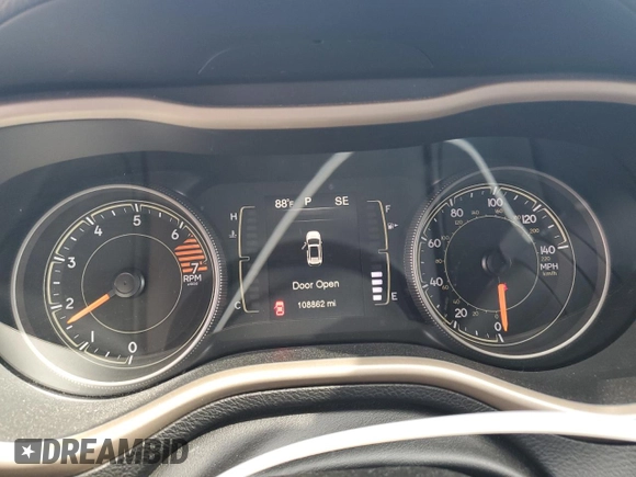 2018 Jeep Cherokee Latitude с VIN 1C4PJLCB5JD620699, выставлен на аукционе Copart как лот 60424585 с пробегом 108 862 миль миль и Списание • Salvage title. История ставок и продаж доступна на DreamBid. Изображение 9.
