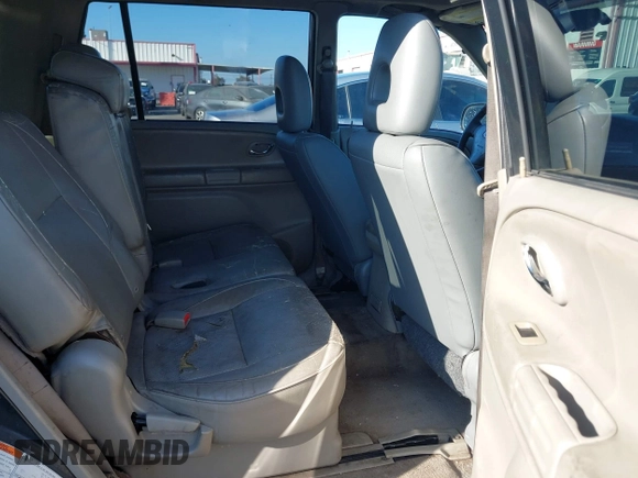 2004 Suzuki XL7 LX z VIN JS3TX92V144106723, wystawiony jako IAAI lot #40407888 z przebiegiem 284 088 mil mil oraz . Historia ofert i sprzedaży dostępna na DreamBid. Obrazek 8.