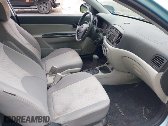 2010 Hyundai Accent GS with VIN KMHCM3AC2AU180440, listed as a IAAI auction lot 42156900 with 114,984 mi miles and . Bid and sale history available at DreamBid. Image 5.
