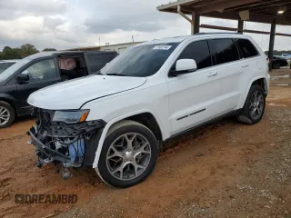 2018 Jeep Grand Cherokee Sterling z VIN 1C4RJEBG2JC365873, wystawiony jako Copart lot #77663744 z przebiegiem 98 225 mil mil oraz Szkoda całkowita • Salvage title. Historia ofert i sprzedaży dostępna na DreamBid. Obrazek 1.