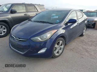 2013 Hyundai Elantra GLS z VIN 5NPDH4AE8DH310207, wystawiony jako IAAI lot #41170804 z przebiegiem 138 638 mil mil oraz . Historia ofert i sprzedaży dostępna na DreamBid. Obrazek 2.