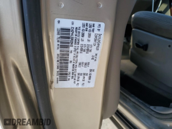 2003 Chrysler Town & Country LX with VIN 2C4GP44L53R229435, listed as a Copart auction lot 49860915 with 155,925 mi miles and Salvage Title. Bid and sale history available at DreamBid. Image 13.