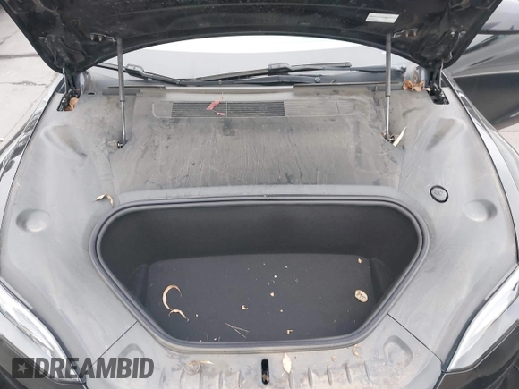 2022 Tesla Model S with VIN 5YJSA1E55NF474342, listed as a IAAI auction lot 41870994 with 33,804 mi miles and . Bid and sale history available at DreamBid. Image 10.