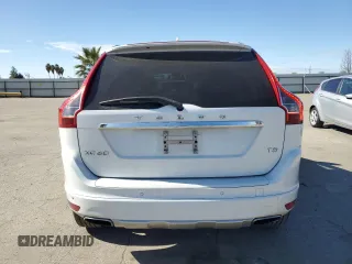 2015 Volvo XC60 T5 Drive-E Premier z VIN YV440MDB7F2602716, wystawiony jako Copart lot #43380785 z przebiegiem 78 357 mil mil oraz Szkoda całkowita • Salvage title. Historia ofert i sprzedaży dostępna na DreamBid. Obrazek 6.