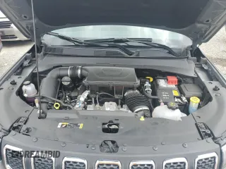 2024 Jeep Compass Sport z VIN 3C4NJDAN9RT600164, wystawiony jako Copart lot #50382315 z przebiegiem 3 710 mil mil oraz Szkoda całkowita • Salvage title. Historia ofert i sprzedaży dostępna na DreamBid. Obrazek 12.