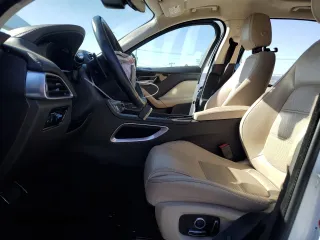 2019 Jaguar F-Pace 25t Prestige z VIN SADCK2FX4KA369159, wystawiony jako Copart lot #81105554 z przebiegiem 73 755 mil mil oraz Szkody całkowita. Historia ofert i sprzedaży dostępna na DreamBid. Obrazek 7.