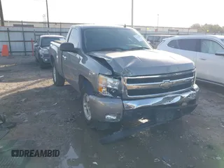 2007 Chevrolet Silverado 1500 1LT with VIN 1GCEK14097Z541862, listed as a IAAI auction lot 41360063 with 122,678 mi miles and . Bid and sale history available at DreamBid. Image 1.