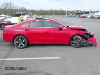 2020 Mercedes-Benz CLA 250 z VIN WDD5J4GB8LN026604, wystawiony jako IAAI lot #42102642 z przebiegiem 79 329 mil mil oraz . Historia ofert i sprzedaży dostępna na DreamBid. Obrazek 13.