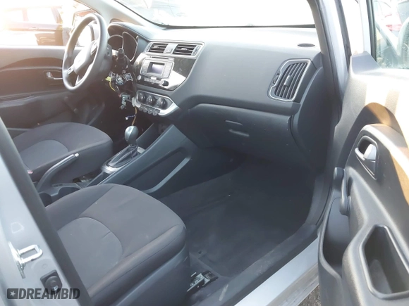 2016 Kia Rio LX with VIN KNADM4A30G6620342, listed as a IAAI auction lot 41756184 with 71,555 mi miles. Bid and sale history available at carsss.com. Image 5.