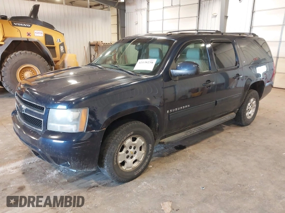 2009 Chevrolet Suburban LT w/1LT with VIN 1GNFK26319R272557, listed as a IAAI auction lot 42138238 with 223,599 mi miles. Bid and sale history available at carsss.com. Image 19.