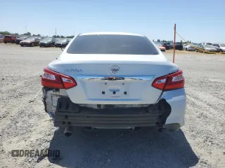 2016 Nissan Altima S z VIN 1N4AL3AP3GN374484, wystawiony jako Copart lot #57723495 z przebiegiem 116 495 mil mil oraz Szkoda całkowita • Salvage title. Historia ofert i sprzedaży dostępna na DreamBid. Obrazek 6.