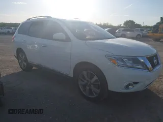 2013 Nissan Pathfinder SL with VIN 5N1AR2MMXDC671405, listed as a IAAI auction lot 42085744 with 127,918 mi miles. Bid and sale history available at carsss.com. Image 1.