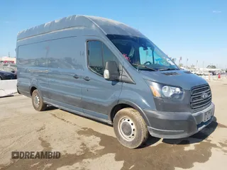 2019 Ford Transit z VIN 1FTYR3XM4KKB78505, wystawiony jako IAAI lot #42641111 z przebiegiem 53 272 mil mil oraz . Historia ofert i sprzedaży dostępna na DreamBid. Obrazek 1.