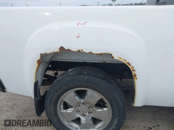 2007 GMC Sierra Denali z VIN 2GTEK638671689948, wystawiony jako IAAI lot #41963753 z przebiegiem 192 416 mil mil oraz . Historia ofert i sprzedaży dostępna na DreamBid. Obrazek 17.