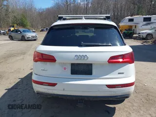 2020 Audi Q5 Premium with VIN WA1ANAFY7L2111477, listed as a IAAI auction lot 42083776 with 75,437 mi miles and . Bid and sale history available at DreamBid. Image 17.