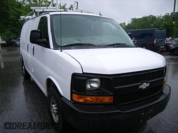 2015 Chevrolet Express Cargo z VIN 1GCWGFCF4F1154111, wystawiony jako IAAI lot #42521109 z przebiegiem 140 562 mil mil oraz . Historia ofert i sprzedaży dostępna na DreamBid. Obrazek 8.
