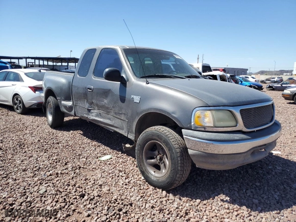 2003 Ford F-150 XL with VIN 1FTRX07WX3KD43808, listed as a Copart auction lot 47951714 with 279,206 mi miles and Salvage Title. Bid and sale history available at carsss.com. Image 4.