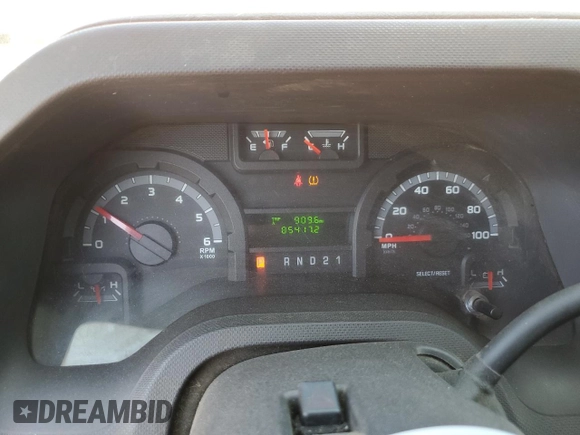 2010 Ford Econoline Cargo Commercial z VIN 1FTNE2EL0ADA17719, wystawiony jako Copart lot #59343765 z przebiegiem 85 417 mil mil oraz Tytuł czysty. Historia ofert i sprzedaży dostępna na DreamBid. Obrazek 9.