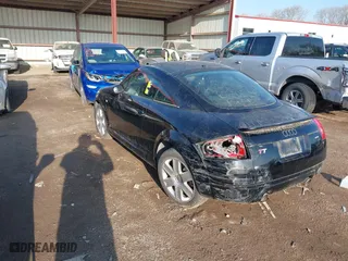 2004 Audi TT with VIN TRUWT28N941004373, listed as a IAAI auction lot 41886696 with 137,266 mi miles. Bid and sale history available at carsss.com. Image 3.