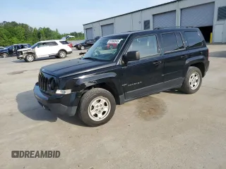 2014 Jeep Patriot Sport z VIN 1C4NJPBA7ED684191, wystawiony jako Copart lot #51980935 z przebiegiem 160 447 mil mil oraz Szkoda całkowita • Salvage title. Historia ofert i sprzedaży dostępna na DreamBid. Obrazek 1.