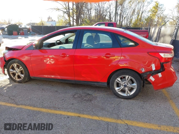 2013 Ford Focus SE z VIN 1FADP3F22DL311706, wystawiony jako IAAI lot #40888412 z przebiegiem 136 876 mil mil oraz . Historia ofert i sprzedaży dostępna na DreamBid. Obrazek 14.
