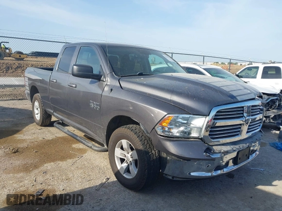 2018 Ram 1500 Express z VIN 1C6RR6FG9JS299201, wystawiony jako IAAI lot #42017973 z przebiegiem 79 732 mil mil oraz . Historia ofert i sprzedaży dostępna na DreamBid. Obrazek 1.