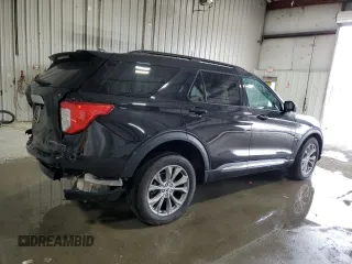 2022 Ford Explorer XLT with VIN 1FMSK8DH2NGC18775, listed as a Copart auction lot 51946755 with 30,535 mi miles and Salvage Title. Bid and sale history available at carsss.com. Image 3.