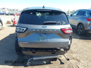 2024 Ford Escape Active с VIN 1FMCU0GN9RUA55700, выставлен на аукционе IAAI как лот 42223793 с пробегом 7 006 миль миль и . История ставок и продаж доступна на DreamBid. Изображение 17.