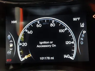 2018 Jeep Grand Cherokee High Altitude с VIN 1C4RJFCG9JC258601, выставлен на аукционе IAAI как лот 42426615 с пробегом 101 178 миль миль и . История ставок и продаж доступна на DreamBid. Изображение 15.
