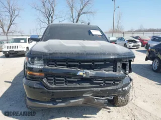 2018 Chevrolet Silverado 1500 Custom with VIN 3GCUKPEC4JG552699, listed as a IAAI auction lot 41774257 with 131,916 mi miles. Bid and sale history available at carsss.com. Image 12.