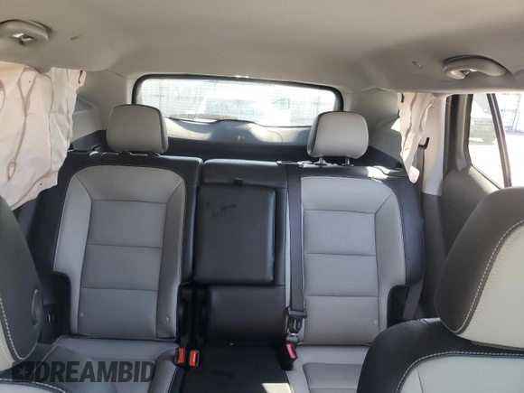 2023 GMC Terrain SLT z VIN 3GKALPEG0PL273175, wystawiony jako Copart lot #48524875 z przebiegiem 33 842 mil mil oraz Szkoda całkowita • Salvage title. Historia ofert i sprzedaży dostępna na DreamBid. Obrazek 10.