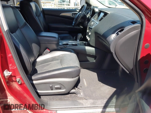2017 Nissan Pathfinder SV z VIN 5N1DR2MN9HC682035, wystawiony jako IAAI lot #41956320 z przebiegiem 148 358 mil mil oraz . Historia ofert i sprzedaży dostępna na DreamBid. Obrazek 5.