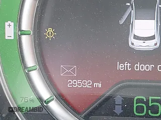 2018 FIAT 500e z VIN 3C3CFFGE9JT425578, wystawiony jako IAAI lot #42078476 z przebiegiem 29 592 mil mil oraz . Historia ofert i sprzedaży dostępna na DreamBid. Obrazek 15.