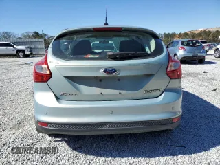 2014 Ford Focus Electric with VIN 1FADP3R40EL259832, listed as a Copart auction lot 49326015 with 58,774 mi miles and Clean title. Bid and sale history available at DreamBid. Image 6.