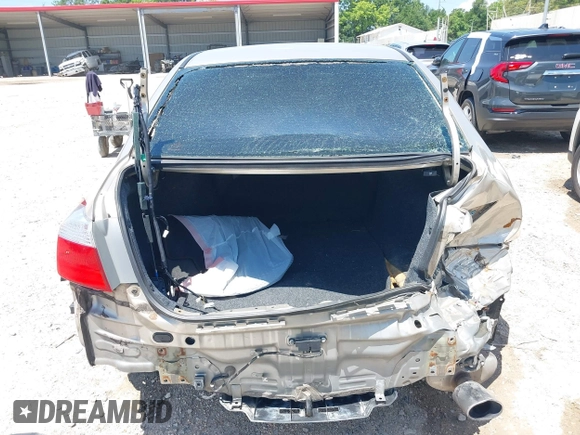 2013 Honda Accord EX z VIN 1HGCR2F78DA272736, wystawiony jako IAAI lot #42190689 z przebiegiem 127 175 mil mil oraz . Historia ofert i sprzedaży dostępna na DreamBid. Obrazek 17.