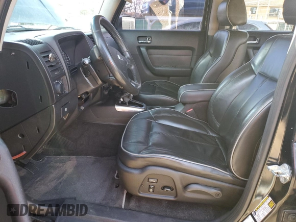 2006 Hummer H3 with VIN 5GTDN136368108205, listed as a Copart auction lot 53313015 with 172,562 mi miles and Clean Title. Bid and sale history available at carsss.com. Image 7.